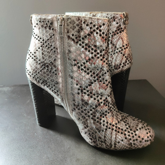 Calvin Klein studded heel boots - Jamine - Picture 5 of 9